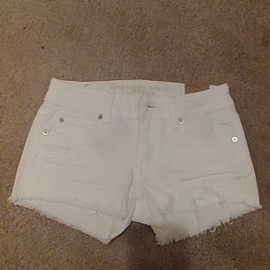 American Eagle white shorts